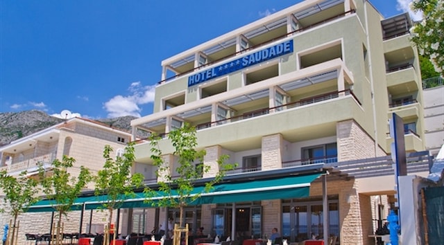 SAUDADE Hotel, Gradac